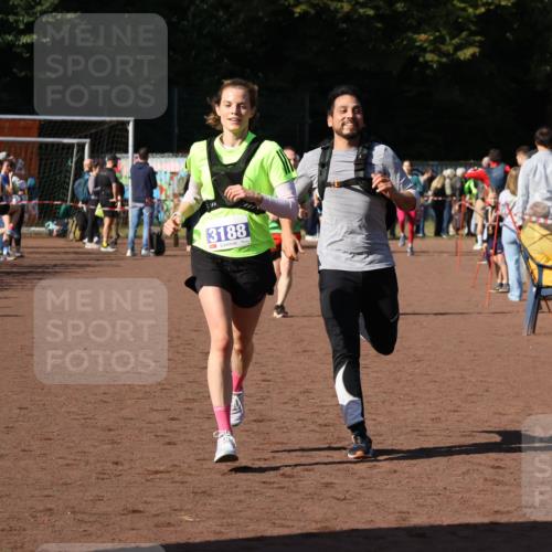 27.09.2026 - 35. Volkslauf durch das schöne Alstertal Strokosch-Dieckow http://msf.ph/oto/10583408 27.09.2026 11:26:13 Ziel 3188, 3379 meine-sportfotos.de