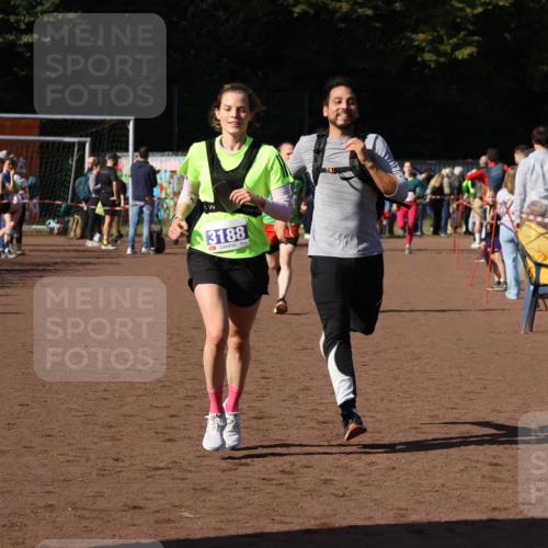 27.09.2026 - 35. Volkslauf durch das schöne Alstertal Strokosch-Dieckow http://msf.ph/oto/10583409 27.09.2026 11:26:12 Ziel 3188, 3379 meine-sportfotos.de