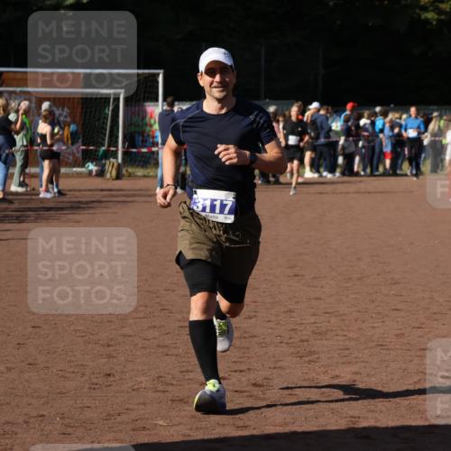 27.09.2026 - 35. Volkslauf durch das schöne Alstertal Strokosch-Dieckow http://msf.ph/oto/10583479 27.09.2026 11:25:13 Ziel 3117 meine-sportfotos.de