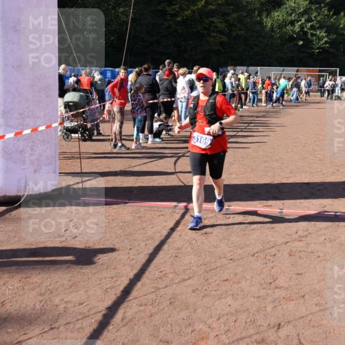 27.09.2026 - 35. Volkslauf durch das schöne Alstertal Strokosch-Dieckow http://msf.ph/oto/10583582 27.09.2026 11:43:39 Ziel 1463, 2414, 3169 meine-sportfotos.de