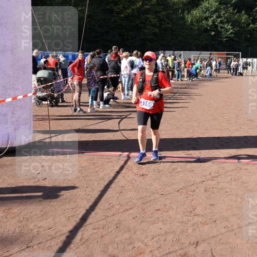 27.09.2026 - 35. Volkslauf durch das schöne Alstertal Strokosch-Dieckow http://msf.ph/oto/10583587 27.09.2026 11:43:39 Ziel 1463, 2414, 3169 meine-sportfotos.de