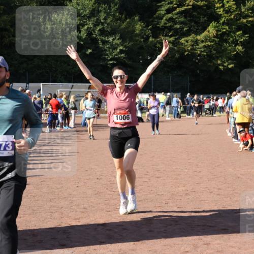 27.09.2026 - 35. Volkslauf durch das schöne Alstertal Strokosch-Dieckow http://msf.ph/oto/10583666 27.09.2026 11:43:15 Ziel 1006, 1452, 3273 meine-sportfotos.de