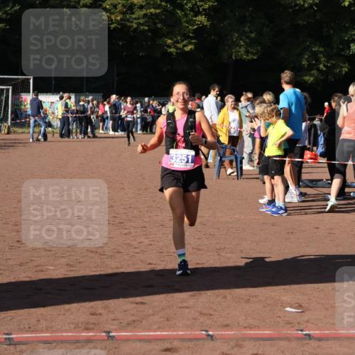 27.09.2026 - 35. Volkslauf durch das schöne Alstertal Strokosch-Dieckow http://msf.ph/oto/10583676 27.09.2026 11:23:34 Ziel 3165, 3251 meine-sportfotos.de