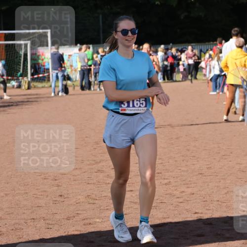 27.09.2026 - 35. Volkslauf durch das schöne Alstertal Strokosch-Dieckow http://msf.ph/oto/10583685 27.09.2026 11:23:31 Ziel 3165, 3251 meine-sportfotos.de