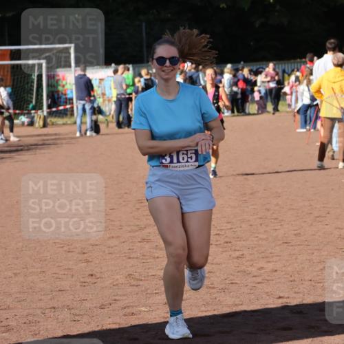 27.09.2026 - 35. Volkslauf durch das schöne Alstertal Strokosch-Dieckow http://msf.ph/oto/10583688 27.09.2026 11:23:31 Ziel 3165, 3251 meine-sportfotos.de