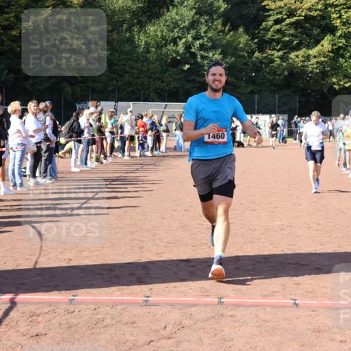 27.09.2026 - 35. Volkslauf durch das schöne Alstertal Strokosch-Dieckow http://msf.ph/oto/10583744 27.09.2026 11:43:01 Ziel 1460, 3018 meine-sportfotos.de