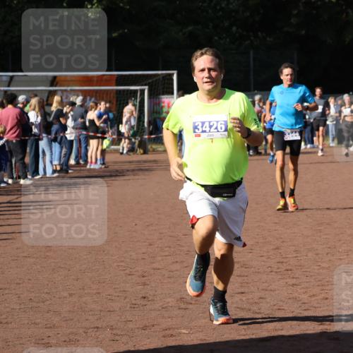 27.09.2026 - 35. Volkslauf durch das schöne Alstertal Strokosch-Dieckow http://msf.ph/oto/10583747 27.09.2026 11:23:11 Ziel 3344, 3426 meine-sportfotos.de