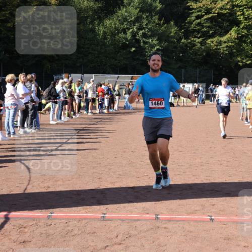 27.09.2026 - 35. Volkslauf durch das schöne Alstertal Strokosch-Dieckow http://msf.ph/oto/10583749 27.09.2026 11:43:01 Ziel 1460, 3018 meine-sportfotos.de