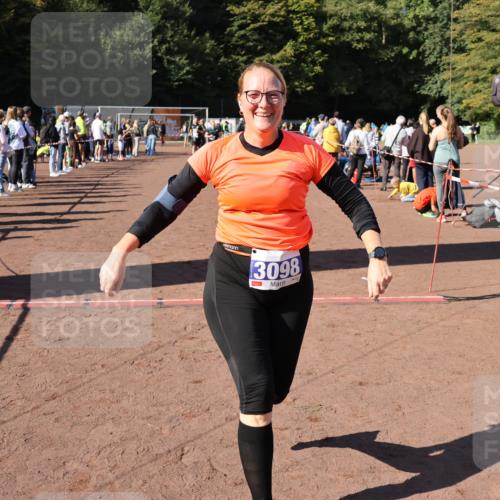 27.09.2026 - 35. Volkslauf durch das schöne Alstertal Strokosch-Dieckow http://msf.ph/oto/10583789 27.09.2026 11:42:43 Ziel 3098 meine-sportfotos.de