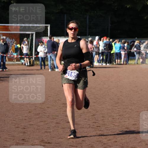 27.09.2026 - 35. Volkslauf durch das schöne Alstertal Strokosch-Dieckow http://msf.ph/oto/10583790 27.09.2026 11:22:34 Ziel 3195 meine-sportfotos.de
