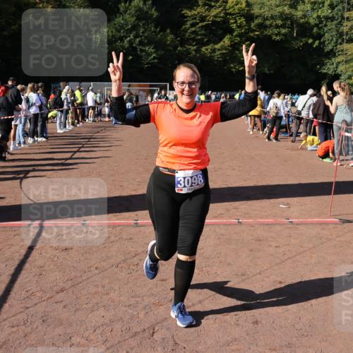 27.09.2026 - 35. Volkslauf durch das schöne Alstertal Strokosch-Dieckow http://msf.ph/oto/10583803 27.09.2026 11:42:43 Ziel 3098 meine-sportfotos.de