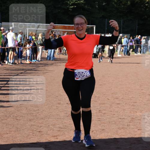 27.09.2026 - 35. Volkslauf durch das schöne Alstertal Strokosch-Dieckow http://msf.ph/oto/10583814 27.09.2026 11:42:41 Ziel 3098 meine-sportfotos.de
