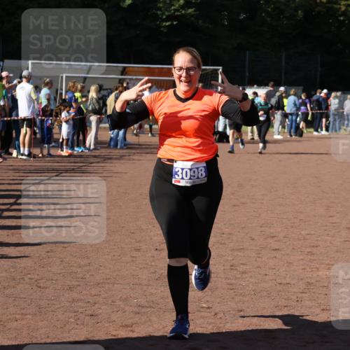 27.09.2026 - 35. Volkslauf durch das schöne Alstertal Strokosch-Dieckow http://msf.ph/oto/10583819 27.09.2026 11:42:41 Ziel 3098 meine-sportfotos.de