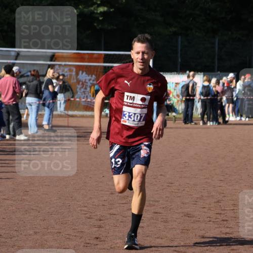 27.09.2026 - 35. Volkslauf durch das schöne Alstertal Strokosch-Dieckow http://msf.ph/oto/10583857 27.09.2026 11:21:57 Ziel 3307, 3399 meine-sportfotos.de