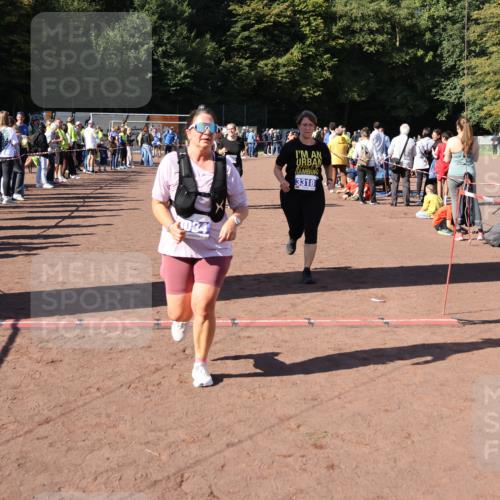 27.09.2026 - 35. Volkslauf durch das schöne Alstertal Strokosch-Dieckow http://msf.ph/oto/10583903 27.09.2026 11:42:22 Ziel 3011, 3054, 3055, 3083, 3084, 3318, 3419 meine-sportfotos.de