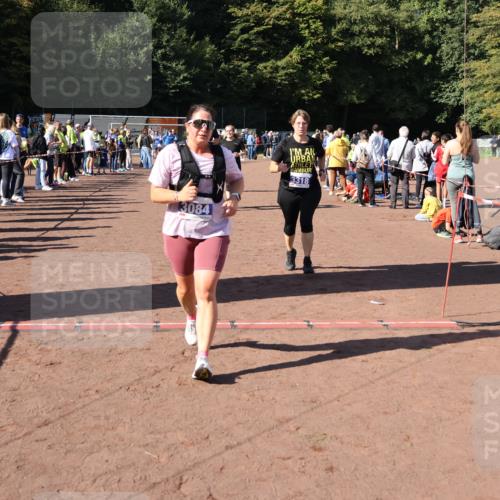 27.09.2026 - 35. Volkslauf durch das schöne Alstertal Strokosch-Dieckow http://msf.ph/oto/10583908 27.09.2026 11:42:22 Ziel 3011, 3054, 3055, 3083, 3084, 3318, 3419 meine-sportfotos.de