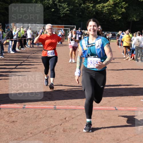 27.09.2026 - 35. Volkslauf durch das schöne Alstertal Strokosch-Dieckow http://msf.ph/oto/10583931 27.09.2026 11:42:18 Ziel 3011, 3054, 3055, 3083, 3084, 3170, 3318, 3337, 3338, 3352 meine-sportfotos.de