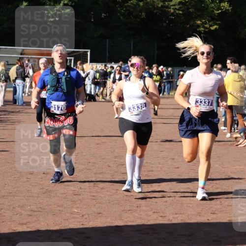 27.09.2026 - 35. Volkslauf durch das schöne Alstertal Strokosch-Dieckow http://msf.ph/oto/10583942 27.09.2026 11:42:13 Ziel 3011, 3083, 3084, 3143, 3170, 3337, 3338, 3352 meine-sportfotos.de