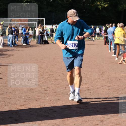 27.09.2026 - 35. Volkslauf durch das schöne Alstertal Strokosch-Dieckow http://msf.ph/oto/10583969 27.09.2026 11:41:54 Ziel 3217 meine-sportfotos.de