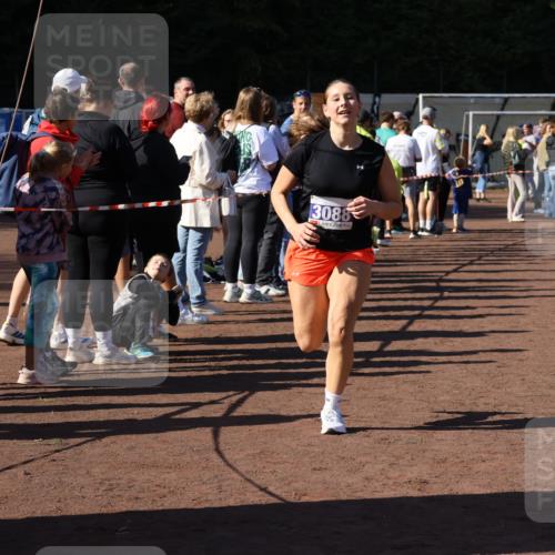 27.09.2026 - 35. Volkslauf durch das schöne Alstertal Strokosch-Dieckow http://msf.ph/oto/10583982 27.09.2026 11:41:40 Ziel 3088 meine-sportfotos.de