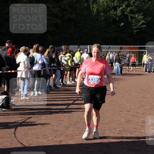27.09.2026 - 35. Volkslauf durch das schöne Alstertal Strokosch-Dieckow http://msf.ph/oto/10583984 27.09.2026 11:41:21 Ziel 3389 meine-sportfotos.de