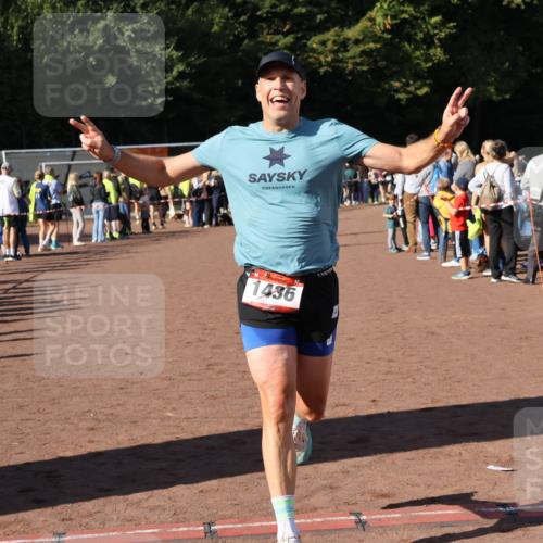27.09.2026 - 35. Volkslauf durch das schöne Alstertal Strokosch-Dieckow http://msf.ph/oto/10584085 27.09.2026 11:37:38 Ziel 1436, 3053 meine-sportfotos.de