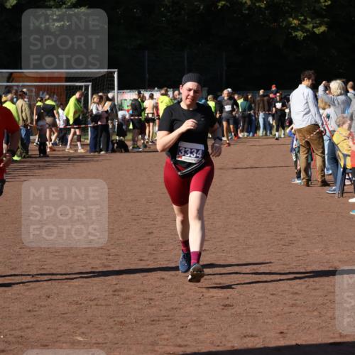 27.09.2026 - 35. Volkslauf durch das schöne Alstertal Strokosch-Dieckow http://msf.ph/oto/10584116 27.09.2026 11:37:30 Ziel 1436, 3196, 3324, 3334 meine-sportfotos.de