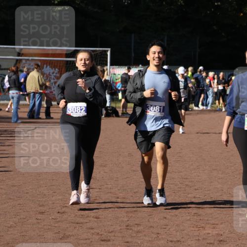 27.09.2026 - 35. Volkslauf durch das schöne Alstertal Strokosch-Dieckow http://msf.ph/oto/10584142 27.09.2026 11:40:13 Ziel 1458, 3081, 3082, 4195, 4198, 4199, 4200 meine-sportfotos.de