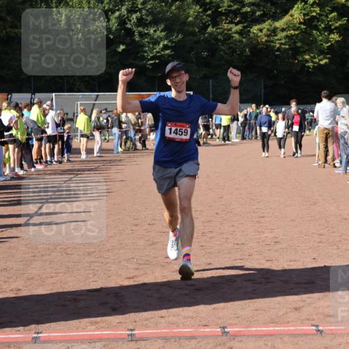 27.09.2026 - 35. Volkslauf durch das schöne Alstertal Strokosch-Dieckow http://msf.ph/oto/10584195 27.09.2026 11:39:48 Ziel 1459 meine-sportfotos.de