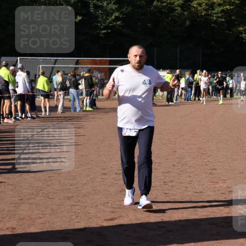 27.09.2026 - 35. Volkslauf durch das schöne Alstertal Strokosch-Dieckow http://msf.ph/oto/10584253 27.09.2026 11:39:24 Ziel 3294 meine-sportfotos.de