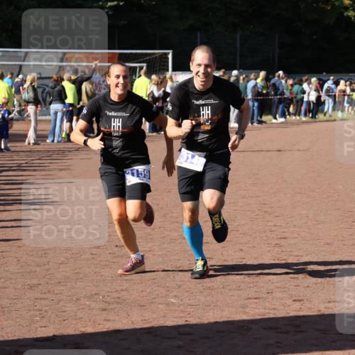 27.09.2026 - 35. Volkslauf durch das schöne Alstertal Strokosch-Dieckow http://msf.ph/oto/10584278 27.09.2026 11:39:15 Ziel 1529, 3148, 3159 meine-sportfotos.de