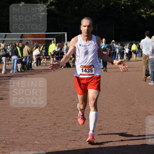 27.09.2026 - 35. Volkslauf durch das schöne Alstertal Strokosch-Dieckow http://msf.ph/oto/10584301 27.09.2026 11:39:04 Ziel 1435, 1529 meine-sportfotos.de