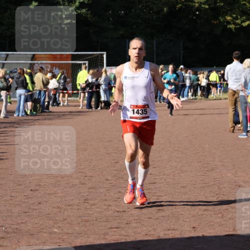 27.09.2026 - 35. Volkslauf durch das schöne Alstertal Strokosch-Dieckow http://msf.ph/oto/10584316 27.09.2026 11:39:03 Ziel 1435 meine-sportfotos.de