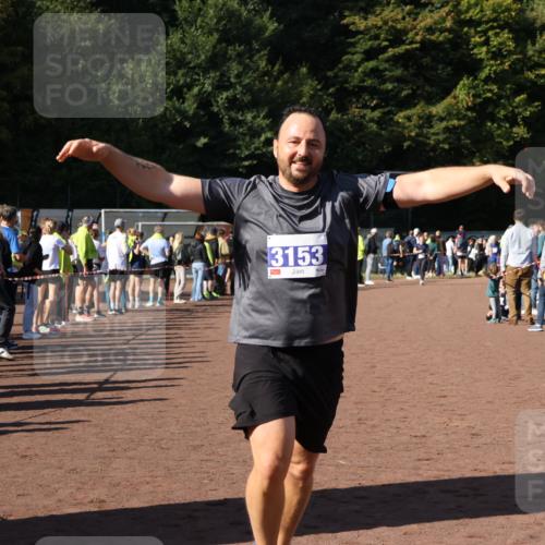 27.09.2026 - 35. Volkslauf durch das schöne Alstertal Strokosch-Dieckow http://msf.ph/oto/10584346 27.09.2026 11:38:25 Ziel 3153 meine-sportfotos.de