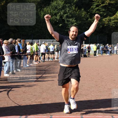 27.09.2026 - 35. Volkslauf durch das schöne Alstertal Strokosch-Dieckow http://msf.ph/oto/10584360 27.09.2026 11:38:25 Ziel 3153 meine-sportfotos.de
