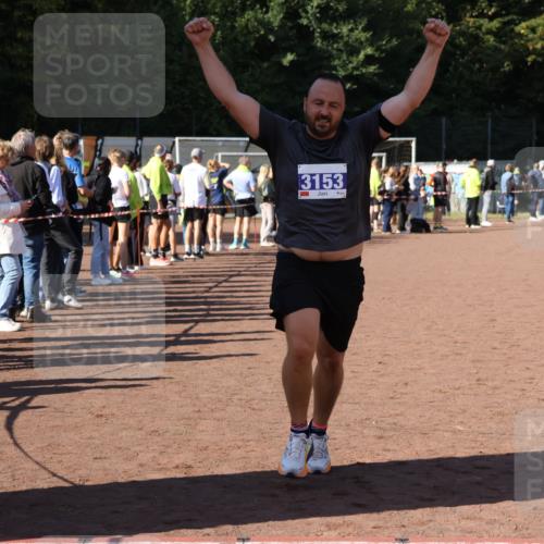 27.09.2026 - 35. Volkslauf durch das schöne Alstertal Strokosch-Dieckow http://msf.ph/oto/10584370 27.09.2026 11:38:24 Ziel 3153 meine-sportfotos.de