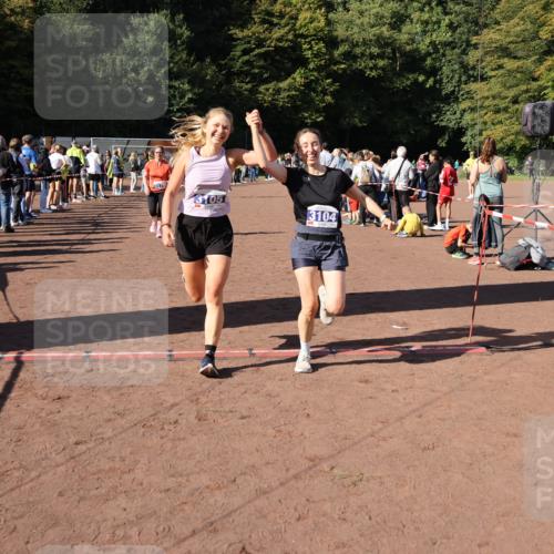 27.09.2026 - 35. Volkslauf durch das schöne Alstertal Strokosch-Dieckow http://msf.ph/oto/10584435 27.09.2026 11:38:02 Ziel 1431, 3104, 3105, 3171, 3240 meine-sportfotos.de