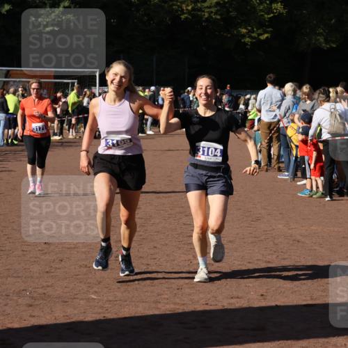 27.09.2026 - 35. Volkslauf durch das schöne Alstertal Strokosch-Dieckow http://msf.ph/oto/10584448 27.09.2026 11:38:01 Ziel 1431, 3104, 3105, 3171, 3240 meine-sportfotos.de