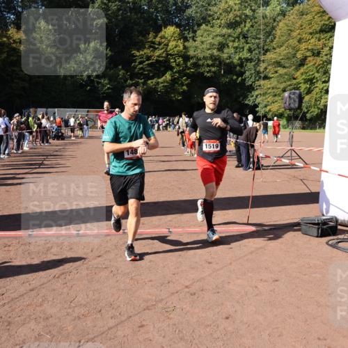 27.09.2026 - 35. Volkslauf durch das schöne Alstertal Strokosch-Dieckow http://msf.ph/oto/10584548 27.09.2026 11:51:32 Ziel 1486, 1499, 1500, 1507, 1519 meine-sportfotos.de