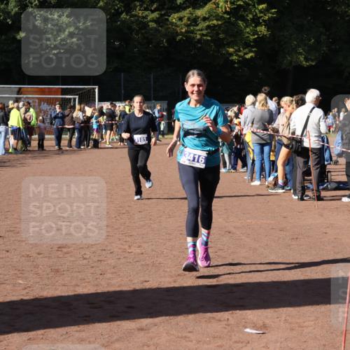27.09.2026 - 35. Volkslauf durch das schöne Alstertal Strokosch-Dieckow http://msf.ph/oto/10584575 27.09.2026 11:35:39 Ziel 3181, 3416 meine-sportfotos.de