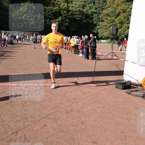 27.09.2026 - 35. Volkslauf durch das schöne Alstertal Strokosch-Dieckow http://msf.ph/oto/10584592 27.09.2026 11:51:26 Ziel 1486, 1492, 1496, 1507, 1519 meine-sportfotos.de