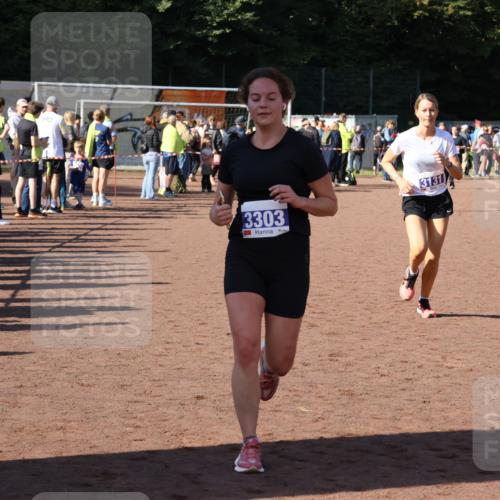 27.09.2026 - 35. Volkslauf durch das schöne Alstertal Strokosch-Dieckow http://msf.ph/oto/10584600 27.09.2026 11:35:30 Ziel 1429, 3131, 3271, 3303 meine-sportfotos.de