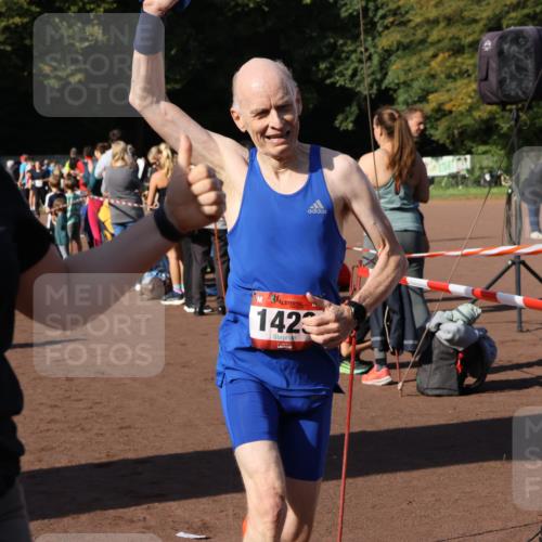 27.09.2026 - 35. Volkslauf durch das schöne Alstertal Strokosch-Dieckow http://msf.ph/oto/10584610 27.09.2026 11:35:28 Ziel 1429, 3131, 3271, 3303 meine-sportfotos.de