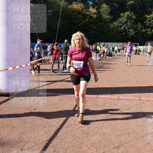 27.09.2026 - 35. Volkslauf durch das schöne Alstertal Strokosch-Dieckow http://msf.ph/oto/10584620 27.09.2026 11:51:21 Ziel 1129, 1492, 1496, 3023, 3218 meine-sportfotos.de