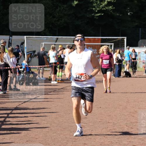 27.09.2026 - 35. Volkslauf durch das schöne Alstertal Strokosch-Dieckow http://msf.ph/oto/10584710 27.09.2026 11:51:09 Ziel 1477 meine-sportfotos.de