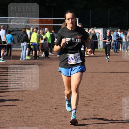 27.09.2026 - 35. Volkslauf durch das schöne Alstertal Strokosch-Dieckow http://msf.ph/oto/10584785 27.09.2026 11:34:28 Ziel 3359, 3429 meine-sportfotos.de