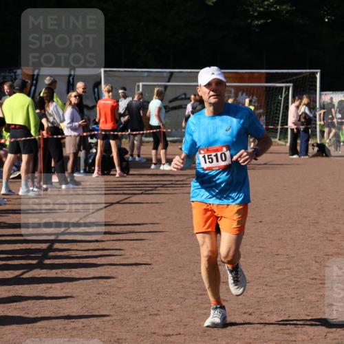 27.09.2026 - 35. Volkslauf durch das schöne Alstertal Strokosch-Dieckow http://msf.ph/oto/10584786 27.09.2026 11:50:42 Ziel 1510 meine-sportfotos.de