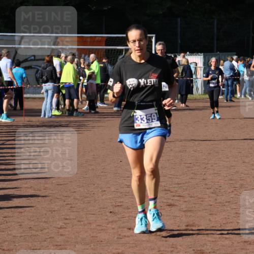 27.09.2026 - 35. Volkslauf durch das schöne Alstertal Strokosch-Dieckow http://msf.ph/oto/10584789 27.09.2026 11:34:28 Ziel 3359, 3429 meine-sportfotos.de