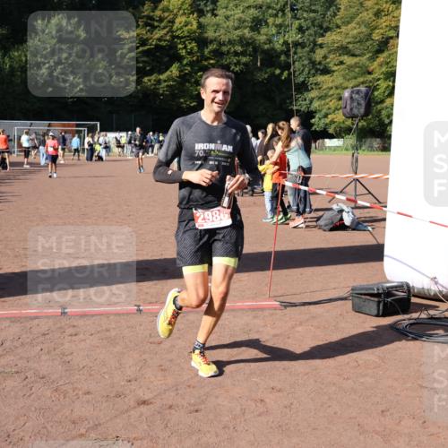 27.09.2026 - 35. Volkslauf durch das schöne Alstertal Strokosch-Dieckow http://msf.ph/oto/10585023 27.09.2026 11:48:36 Ziel 1483, 1491, 2980 meine-sportfotos.de