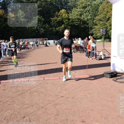 27.09.2026 - 35. Volkslauf durch das schöne Alstertal Strokosch-Dieckow http://msf.ph/oto/10585124 27.09.2026 11:48:03 Ziel 1447, 1494 meine-sportfotos.de